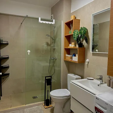 Sunrise Splendor Apartment